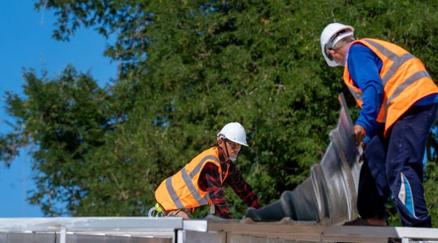 Professional new roof installation services in Davenport, IA